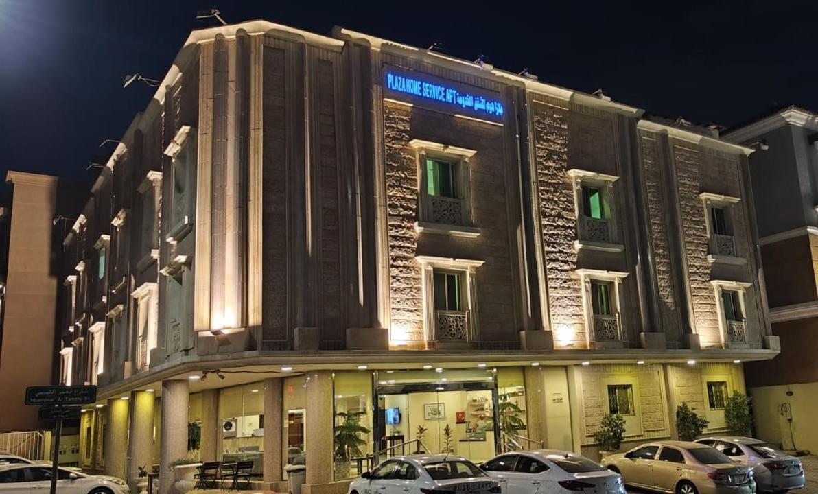 Plaza होटल के अलावा 3*